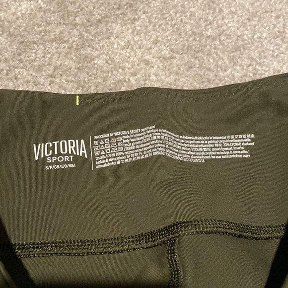 Victoria Secret Olive Green 7/8 leggings with matching tank - Picture 4 of 5